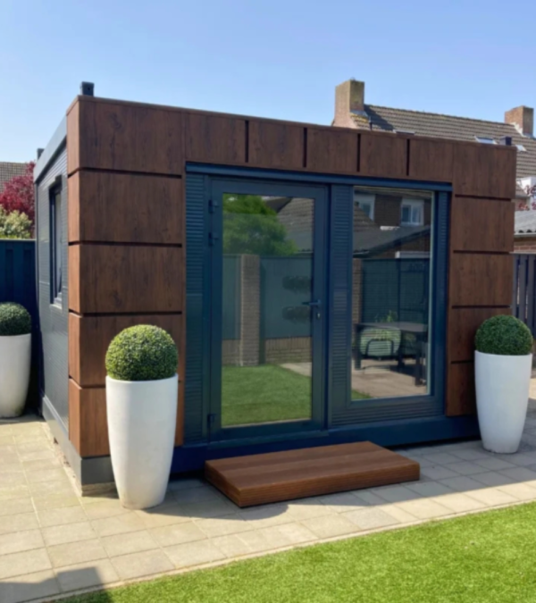Container-Isole-modele-Helsinki-de-4×3-metres-3-1-1000x1000 Conteneur Isolé Helsinki 4×3 mètres